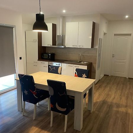 ביוגראד נה מורו Apartmani Bm מראה חיצוני תמונה