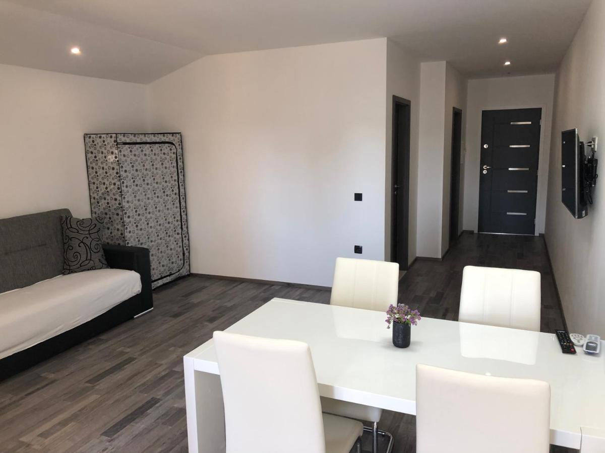 ביוגראד נה מורו Apartmani Bm מראה חיצוני תמונה