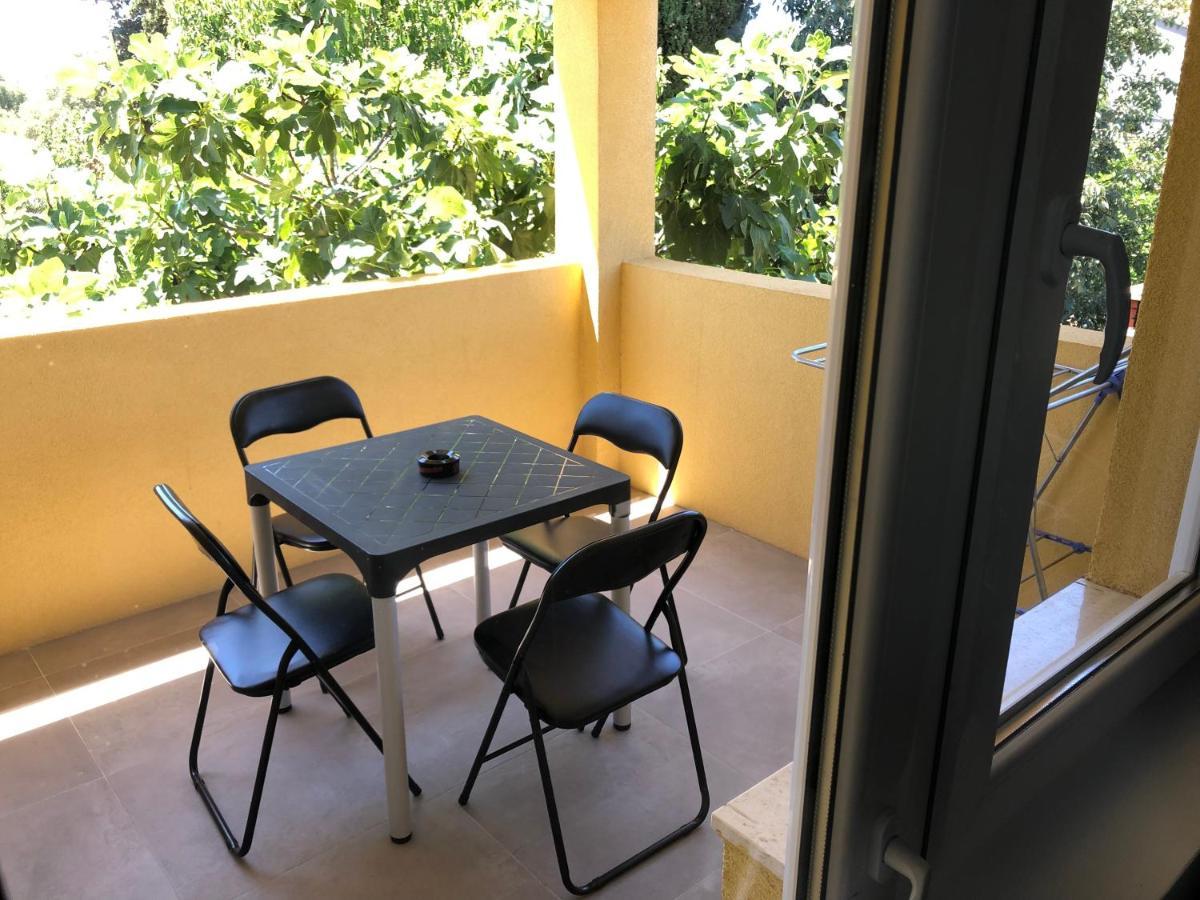 ביוגראד נה מורו Apartmani Bm מראה חיצוני תמונה